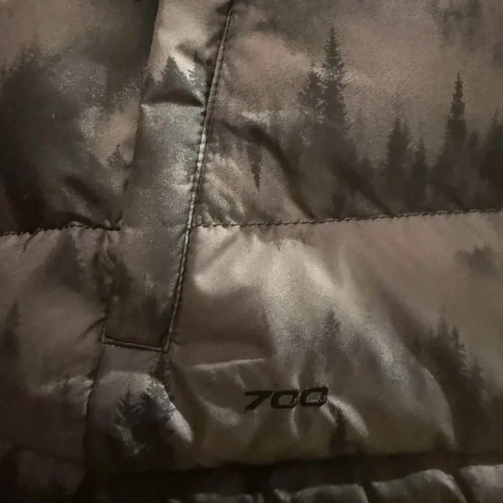 The North Face Gray and Black Puffer Vest, small, tree design. 700 full count - Picture 4 of 5